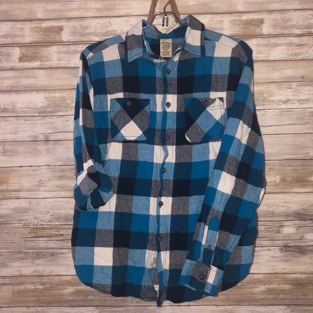 Flannel shirt with pockets